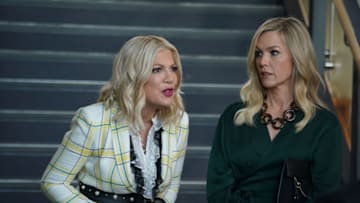 BH90210: L-R: Tori Spelling and Jennie Garth in the BH90210 "Pitch" episode airing Wednesday, Aug. 14 (9:00-10:00 PM ET/PT) on FOX. ©2019 Fox Media LLC Cr: Shane Harvey/FOX