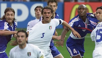 (from L) French forward Christophe Dugar