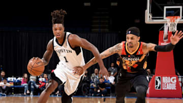 ONTARIO, CA - FEBRUARY 24: Lonnie Walker IV #1 of the Austin Spurs drives to the basket against Brandon Fields #5 of the Agua Caliente Clippers of Ontario on February 24, 2019 at Citizens Business Bank Arena in Ontario, California. NOTE TO USER: User expressly acknowledges and agrees that, by downloading and/or using this photograph, User is consenting to the terms and conditions of Getty Images License Agreement. Mandatory Copyright Notice: Copyright 2019 NBAE (Photo by Juan Ocampo/NBAE via Getty Images)