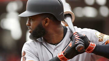 May 4, 2016; Cincinnati, OH, USA; San Francisco Giants center fielder Denard Span waits on deck at the beginning of game with the Cincinnati Reds at Great American Ball Park. Mandatory Credit: David Kohl-USA TODAY Sports