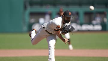 SAN FRANCISCO, CALIFORNIA - SEPTEMBER 17: Rico Garcia #39 of the San Francisco Giants pitches against the Seattle Mariners in the bottom of the six inning at Oracle Park on September 17, 2020 in San Francisco, California. (Photo by Thearon W. Henderson/Getty Images)