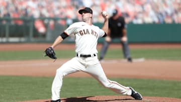 SAN FRANCISCO, CALIFORNIA - SEPTEMBER 27: Drew Smyly #18 of the San Francisco Giants pitches against the San Diego Padres at Oracle Park on September 27, 2020 in San Francisco, California. (Photo by Lachlan Cunningham/Getty Images)