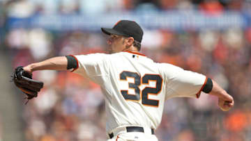 SAN FRANCISCO, CA - AUGUST 29: Ryan Vogelsong #32 of the San Francisco Giants pitches against the St. Louis Cardinals during the first inning at AT&T Park on August 29, 2015 in San Francisco, California. (Photo by Jason O. Watson/Getty Images)