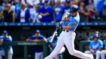 KANSAS CITY, MO - OCTOBER 01: Eric Hosmer #35 of the Kansas City Royals hits a homerun against the Arizona Diamondbacks during the first inning at Kauffman Stadium on October 1, 2017 in Kansas City, Missouri. (Photo by Brian Davidson/Getty Images)