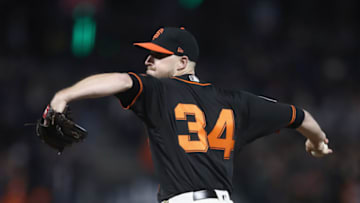 SAN FRANCISCO, CA - APRIL 23: Chris Stratton #34 of the San Francisco Giants pitches against the Washington Nationals in the sixth inning at AT&T Park on April 23, 2018 in San Francisco, California. (Photo by Ezra Shaw/Getty Images)