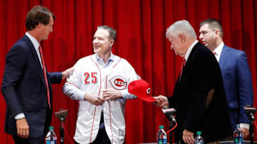 CINCINNATI, OH - OCTOBER 22: David Bell (2nd L) with head of baseball operations Dick Williams, owner and CEO Bob Castellini and general manager Nick Krall after being introduced as the new manager for the Cincinnati Reds at Great American Ball Park on October 22, 2018 in Cincinnati, Ohio. (Photo by Joe Robbins/Getty Images)
