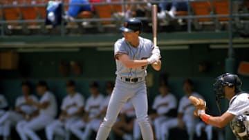 SAN DIEGO - JUNE: Brett Butler #2 of the San Francisco Giants waits for the pitch during a June 1988 game against the San Diego Padres at Jack Murphy Stadium in San Diego, California. (Photo by Stephen Dunn/Getty Images)