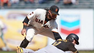 Bryan Reynolds of the Pirates steals second base against the SF Giants. (Photo by Thearon W. Henderson/Getty Images)