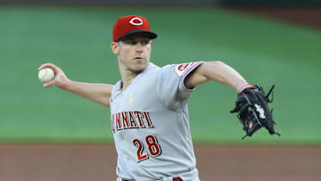 Cincinnati Reds starting pitcher Anthony DeSclafani (28) delivers a pitch against the Pittsburgh Pirates during the first inning at PNC Park. (Charles LeClaire-USA TODAY Sports)
