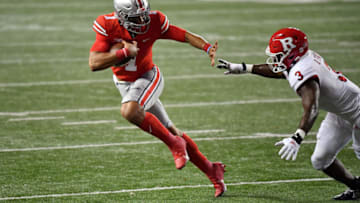 COLUMBUS, OH - NOVEMBER 7: Quarterback Justin Fields #1 of the Ohio State Buckeyes runs with the ball against the Rutgers Scarlet Knights at Ohio Stadium on November 7, 2020 in Columbus, Ohio. (Photo by Jamie Sabau/Getty Images)