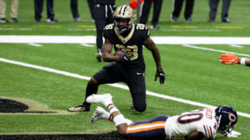 NEW ORLEANS, LOUISIANA - JANUARY 10: Latavius Murray #28 of the New Orleans Saints scores a six yard touchdown against the Chicago Bears during the third quarter in the NFC Wild Card Playoff game at Mercedes Benz Superdome on January 10, 2021 in New Orleans, Louisiana. (Photo by Chris Graythen/Getty Images)