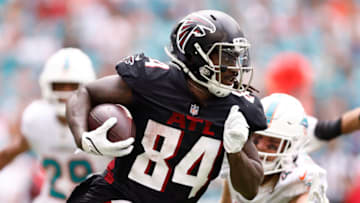 MIAMI GARDENS, FLORIDA - OCTOBER 24: Cordarrelle Patterson #84 of the Atlanta Falcons runs with the ball against the Miami Dolphins during the fourth quarter at Hard Rock Stadium on October 24, 2021 in Miami Gardens, Florida. (Photo by Michael Reaves/Getty Images)