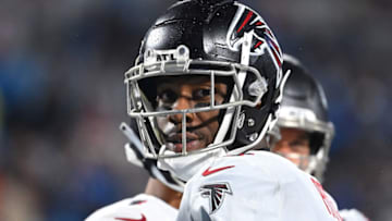 Nov 10, 2022; Charlotte, North Carolina, USA; Atlanta Falcons tight end Kyle Pitts (8) on the field in the fourth quarter at Bank of America Stadium. Mandatory Credit: Bob Donnan-USA TODAY Sports