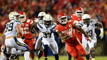 KANSAS CITY, MO - DECEMBER 16: Running back Kareem Hunt