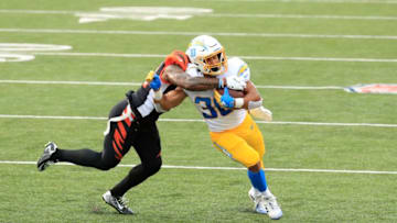 CINCINNATI, OHIO - SEPTEMBER 13: Austin Ekeler #30 of the Los Angeles Chargers runs with the ball against the Cincinnati Bengals during the game at Paul Brown Stadium on September 13, 2020 in Cincinnati, Ohio. (Photo by Andy Lyons/Getty Images)