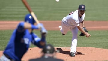 Apr 17, 2016; Boston, MA, USA; Boston Red Sox starting pitcher Steven Wright (35) pitches during the first inning against the Toronto Blue Jays at Fenway Park. Mandatory Credit: Bob DeChiara-USA TODAY Sports