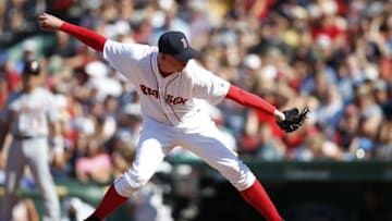Jul 27, 2016; Boston, MA, USA; Boston Red Sox pitcher Brad Ziegler (29) delivers a pitch during the ninth inning against the Detroit Tigers at Fenway Park. Mandatory Credit: Greg M. Cooper-USA TODAY Sports