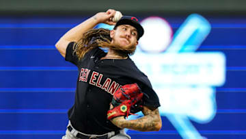 MINNEAPOLIS, MN - JULY 31: Mike Clevinger #52 of the Cleveland Indians pitches against the Minnesota Twins on July 31, 2020 at Target Field in Minneapolis, Minnesota. (Photo by Brace Hemmelgarn/Minnesota Twins/Getty Images)