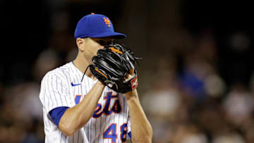 NEW YORK, NY - SEPTEMBER 13: Jacob deGrom #48 of the New York Mets pitches during the second inning against the Chicago Cubs at Citi Field on September 13, 2022 in the Queens borough of New York City. (Photo by Adam Hunger/Getty Images)