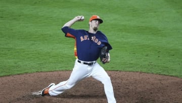 Apr 24, 2016; Houston, TX, USA; Houston Astros relief pitcher Ken Giles (53) pitches during the twelfth inning against the Boston Red Sox at Minute Maid Park. Mandatory Credit: Troy Taormina-USA TODAY Sports