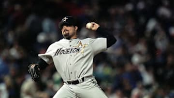 28 Jul 1999: Mike Hampton #10 of the Houston Astros pitches the ball during a game against the Colorado Rockies at the Coors Field in Denver, Colorado. The Astros defeated the Rockies 16-8. Mandatory Credit: Brian Bahr /Allsport