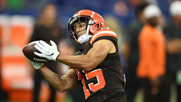 INDIANAPOLIS, INDIANA - AUGUST 17: Damon Sheehy-Guiseppi #15 of the Cleveland Brown participates in warmups prior to a game against the Indianapolis Colts at Lucas Oil Stadium on August 17, 2019 in Indianapolis, Indiana. (Photo by Stacy Revere/Getty Images)