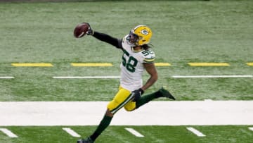 INDIANAPOLIS, INDIANA - NOVEMBER 22: Christian Kirksey #58 of the Green Bay Packers runs with the ball against the Indianapolis Colts during the game at Lucas Oil Stadium on November 22, 2020 in Indianapolis, Indiana. (Photo by Andy Lyons/Getty Images)