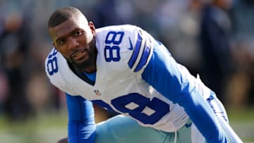 PHILADELPHIA, PA - JANUARY 01: Dez Bryant #88 warms up before a game against the Philadelphia Eagles at Lincoln Financial Field on January 1, 2017 in Philadelphia, Pennsylvania. (Photo by Rich Schultz/Getty Images)