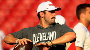 TAMPA, FLORIDA - AUGUST 23: Baker Mayfield #6 of the Cleveland Browns warms up during a preseason game against the Tampa Bay Buccaneers at Raymond James Stadium on August 23, 2019 in Tampa, Florida. (Photo by Mike Ehrmann/Getty Images)
