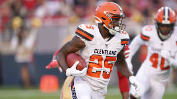 SANTA CLARA, CALIFORNIA - OCTOBER 07: Dontrell Hilliard #25 of the Cleveland Browns returns a kickoff against the San Francisco 49ers during the first quarter of an NFL football game at Levi's Stadium on October 07, 2019 in Santa Clara, California. (Photo by Thearon W. Henderson/Getty Images)