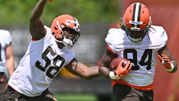 Browns, Isaiah Thomas. Mandatory Credit: Ken Blaze-USA TODAY Sports
