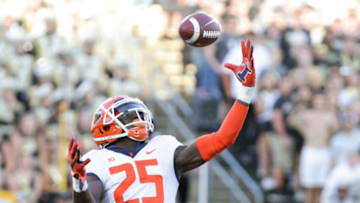 Illinois defensive back Kerby Joseph (25) intercepts the ball in the end zone during the third quarter of an NCAA college football game, Saturday, Sept. 25, 2021 at Ross-Ade Stadium in West Lafayette, Ind.Cfb Purdue Vs Illinois