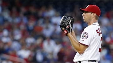 Jun 29, 2016; Washington, DC, USA; Washington Nationals starting pitcher Max Scherzer (31) prepares to pitch against the New York Mets in the fourth inning at Nationals Park. The Nationals won 4-2. Mandatory Credit: Geoff Burke-USA TODAY Sports