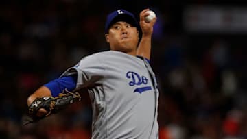 SAN FRANCISCO, CA - SEPTEMBER 28: Hyun-Jin Ryu #99 of the Los Angeles Dodgers pitches against the San Francisco Giants during the first inning at AT&T Park on September 28, 2018 in San Francisco, California. (Photo by Jason O. Watson/Getty Images)