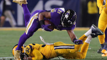 LOS ANGELES, CALIFORNIA - NOVEMBER 25: Running back Mark Ingram #21 of the Baltimore Ravens carries the ball against the Los Angeles Rams at Los Angeles Memorial Coliseum on November 25, 2019 in Los Angeles, California. (Photo by Leon Bennett/Getty Images)