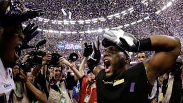 NEW ORLEANS, LA - FEBRUARY 03: Ray Lewis #52 of the Baltimore Ravens celebrates with teammate Jacoby Jones #12 (L) after the Ravens won 34-31 against the San Francisco 49ers during Super Bowl XLVII at the Mercedes-Benz Superdome on February 3, 2013 in New Orleans, Louisiana. (Photo by Ezra Shaw/Getty Images)