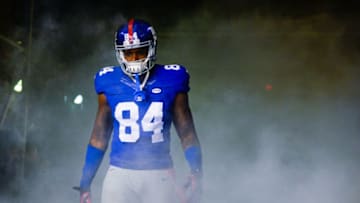 EAST RUTHERFORD, NJ - OCTOBER 11: Larry Donnell #84 of the New York Giants exits the tunnel before a game against the San Francisco 49ers at MetLife Stadium on October 11, 2015 in East Rutherford, New Jersey. (Photo by Alex Goodlett/Getty Images)