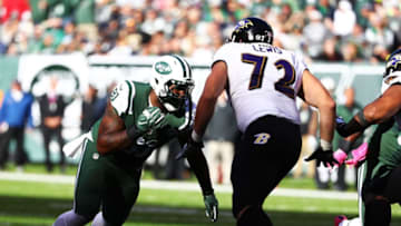 EAST RUTHERFORD, NJ - OCTOBER 23: Sheldon Richardson #91 of the New York Jets in action against Alex Lewis #72 of the Baltimore Ravens during their game at MetLife Stadium on October 23, 2016 in East Rutherford, New Jersey. (Photo by Al Bello/Getty Images)