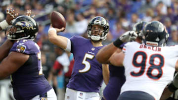 BALTIMORE, MD - OCTOBER 15: Quarterback Joe Flacco #5 of the Baltimore Ravens throws in the fourth quarter against the Chicago Bears at M&T Bank Stadium on October 15, 2017 in Baltimore, Maryland. (Photo by Rob Carr/Getty Images)