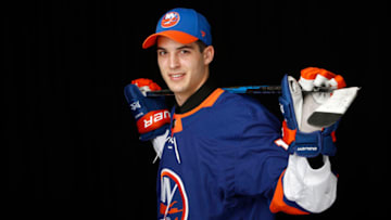 VANCOUVER, BRITISH COLUMBIA - JUNE 22: Samuel Bolduc poses after being selected 57th overall by the New York Islanders during the 2019 NHL Draft at Rogers Arena on June 22, 2019 in Vancouver, Canada. (Photo by Kevin Light/Getty Images)