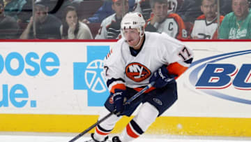 PHILADELPHIA - NOVEMBER 9: Shawn Bates #17 of the New York Islanders skates against the Philadelphia Flyers during the game at the Wachovia Center on November 9, 2006 in Philadelphia, Pennsylvania. The Islanders defeated the Flyers 3-1. (Photo by Len Redkoles/Getty Images)