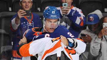 Anders Lee #27 of the New York Islanders (Photo by Bruce Bennett/Getty Images)