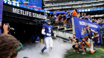 New York Giants defensive end Kayvon Thibodeaux (5) walks onto the field for a preseason game against the Cincinnati Bengals at MetLife Stadium on August 21, 2022, in East Rutherford.Nfl Ny Giants Preseason Game Vs Bengals Bengals At Giants