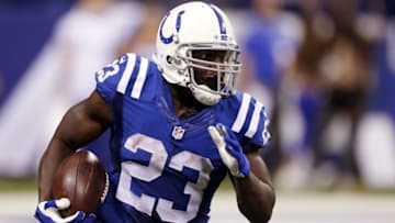Sep 21, 2015; Indianapolis, IN, USA; Indianapolis Colts running back Frank Gore (23) runs with the ball against the New York Jets at Lucas Oil Stadium. New York Jets defeat the Indianapolis Colts 20-7. Mandatory Credit: Brian Spurlock-USA TODAY Sports