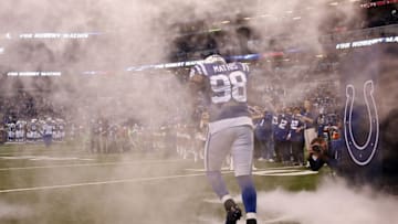 Jan 3, 2016; Indianapolis, IN, USA; Indianapolis Colts linebacker Robert Mathis (98) is introduced before the game against the Tennesee Titans at Lucas Oil Stadium. Mandatory Credit: Brian Spurlock-USA TODAY Sports