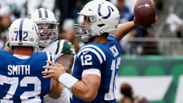 EAST RUTHERFORD, NJ - OCTOBER 14: Quarterback Andrew Luck #12 of the Indianapolis Colts looks to pass against the New York Jets in the first quarter at MetLife Stadium on October 14, 2018 in East Rutherford, New Jersey. (Photo by Jeff Zelevansky/Getty Images)