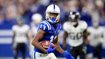 INDIANAPOLIS, IN - NOVEMBER 11: T.Y. Hilton of the Indianapolis Colts runs the ball after a catch against Jacksonville Jaguars at Lucas Oil Stadium on November 11, 2018 in Indianapolis, Indiana. (Photo by Andy Lyons/Getty Images)