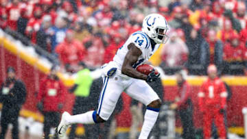 KANSAS CITY, MO - JANUARY 12: Zach Pascal #14 of the Indianapolis Colts runs with the ball during the first quarter of the game against the Kansas City Chiefs during the AFC Divisional Round playoff game at Arrowhead Stadium on January 12, 2019 in Kansas City, Missouri. (Photo by Jamie Squire/Getty Images)