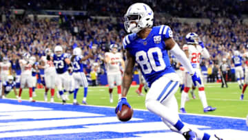 INDIANAPOLIS, INDIANA - DECEMBER 23: Chester Rogers #80 of the Indianapolis Colts runs the ball for a touchdown in the game against the New York Giants in the fourth quarter at Lucas Oil Stadium on December 23, 2018 in Indianapolis, Indiana. (Photo by Andy Lyons/Getty Images)