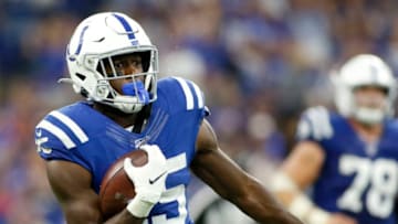 INDIANAPOLIS, INDIANA - SEPTEMBER 22: Marlon Mack #25 of the Indianapolis Colts runs the ball during the fourth quarter in the game against the Atlanta Falcons at Lucas Oil Stadium on September 22, 2019 in Indianapolis, Indiana. (Photo by Justin Casterline/Getty Images)